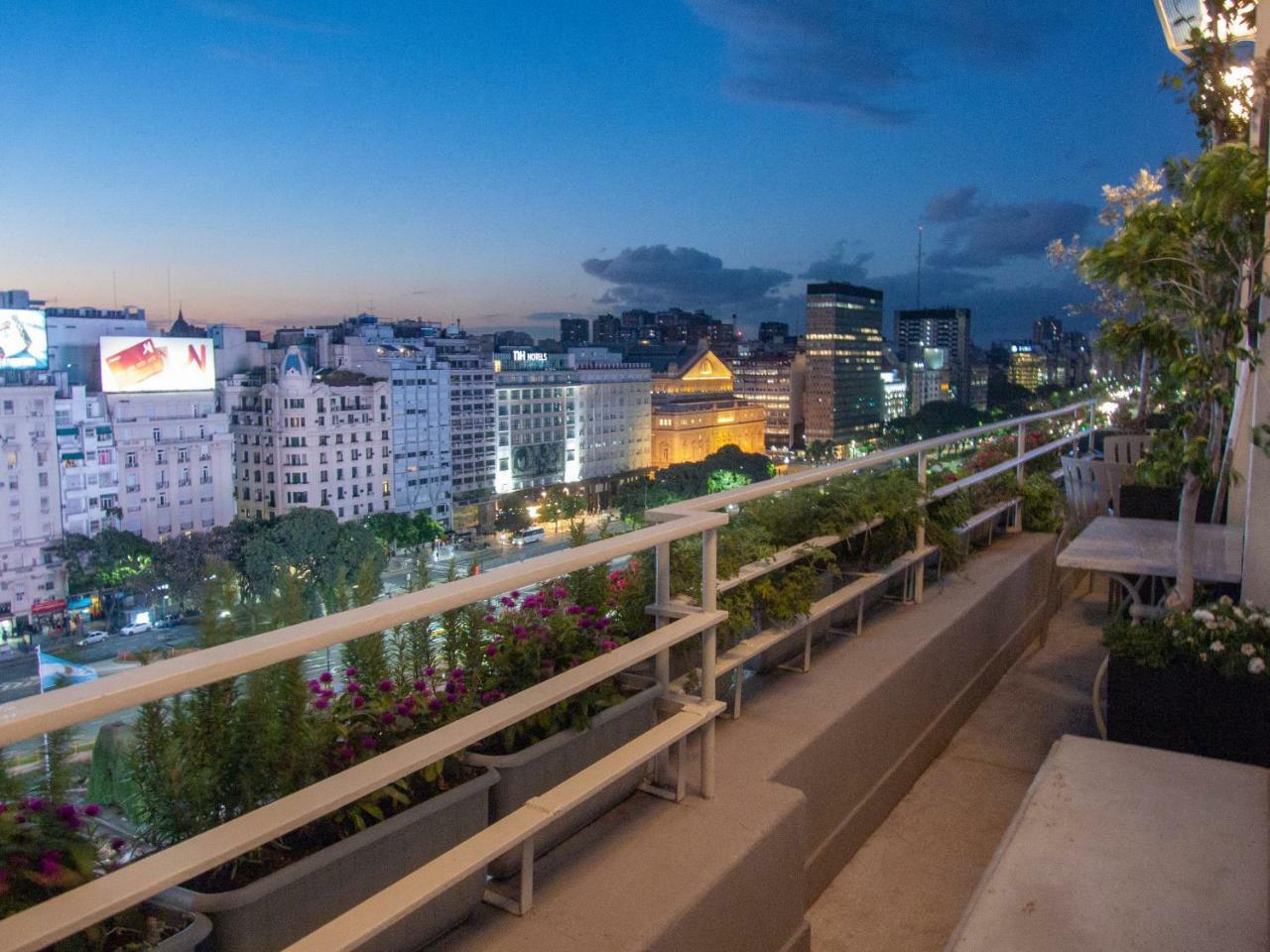 Penthouse Frente Al Obelisco Con Terraza Appartement Buenos Aires Buitenkant foto
