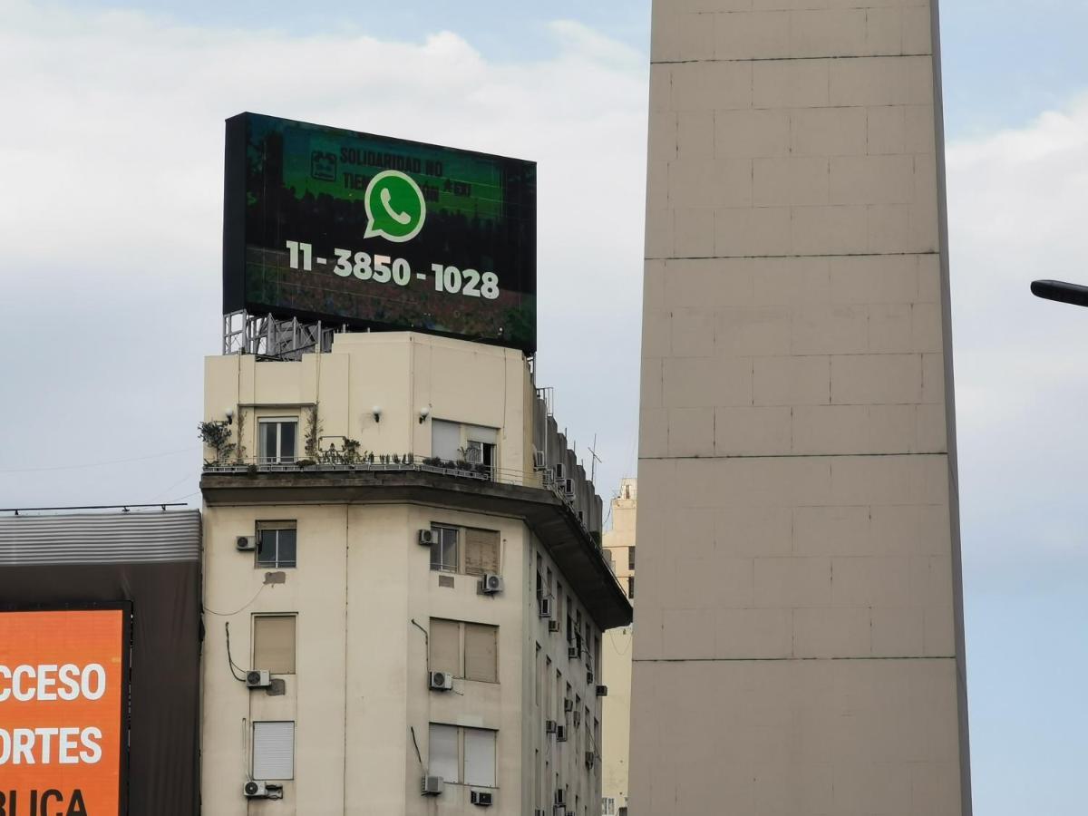 Penthouse Frente Al Obelisco Con Terraza Appartement Buenos Aires Buitenkant foto